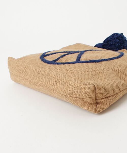 MAISON mou(メゾンムー)の「【Swaraj/スワラージ】PEACE刺繍・ジュートタッセルクラッチバッグ(手刺繍)(クラッチバッグ・レディース・オレンジ/ネイビー系/ホワイト・FREE)」の5枚目の写真