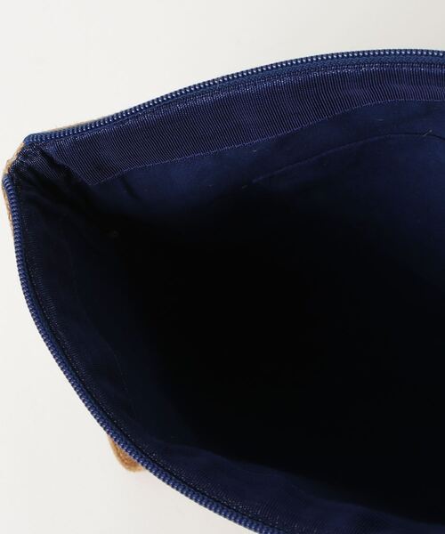 MAISON mou(メゾンムー)の「【Swaraj/スワラージ】PEACE刺繍・ジュートタッセルクラッチバッグ(手刺繍)(クラッチバッグ・レディース・オレンジ/ネイビー系/ホワイト・FREE)」の6枚目の写真