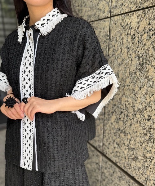 ADORE(アドーア)の「レーシーメッシュブラウス(シャツ/ブラウス・レディース・ブラック/ホワイト・38)」の7枚目の写真