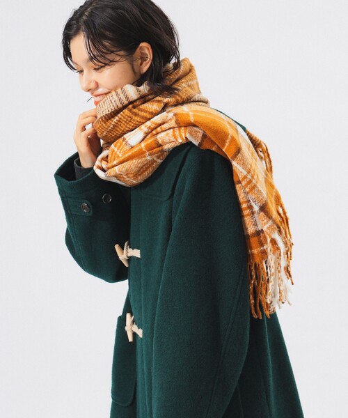 BEAMS BOY（ビームスボーイ）の「大判 チェック柄 ストール（マフラー・レディース・ネイビー/レッド/ブラウン・ONE SIZE）」の2枚目の写真