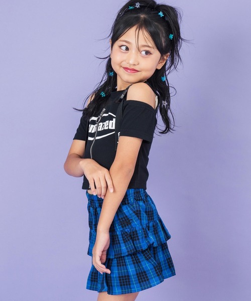 ANAP kids（アナップキッズ）の「ベルトデザイン肩あきジップトップス【ジュニアお揃い】（Tシャツ/カットソー・キッズ・ブラック/ライトグレー・130cm/120cm）」の4枚目の写真