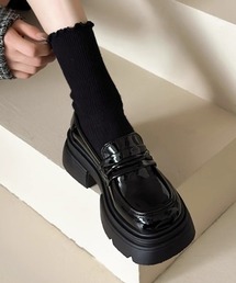 シンプル厚底ローファー