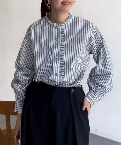 Chez toi（シェトワ）の「襟フリルシャツ（シャツ/ブラウス・レディース・ホワイト/サックスブルー・FREE）」の9枚目の写真