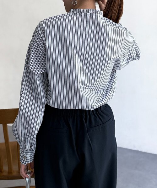 Chez toi（シェトワ）の「襟フリルシャツ（シャツ/ブラウス・レディース・ホワイト/サックスブルー・FREE）」の11枚目の写真