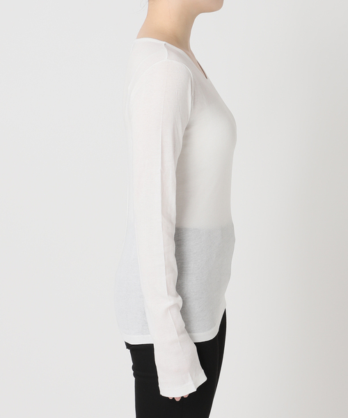 MILLER(ミラー)の「別注【MILLER/ミラー】 for JOURNAL STANDARD VネックリブL/S T(Tシャツ/カットソー・レディース・ブラック/ベージュ/ホワイト・FREE)」の17枚目の写真