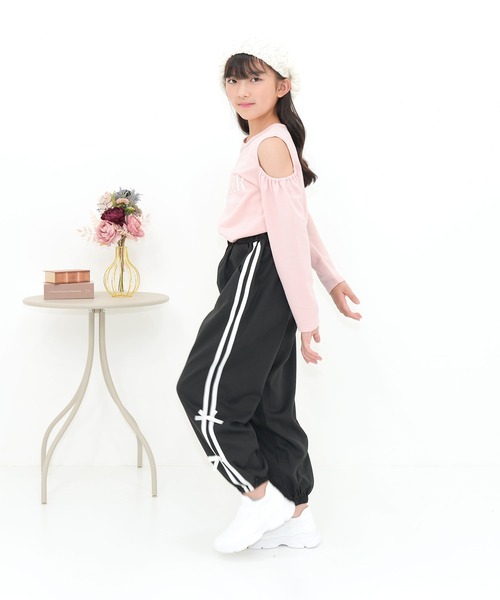 Bee des Bee（ビーデスビー）の「ラインリボン パラシュートパンツ（その他パンツ・キッズ・ブラック/ライトブルー/ピンク・100cm/130cm/150cm/160cm/120cm/110cm/140cm）」の10枚目の写真