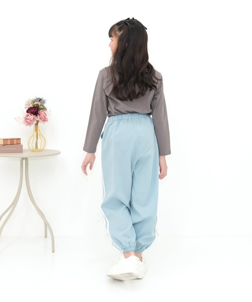 Bee des Bee（ビーデスビー）の「ラインリボン パラシュートパンツ（その他パンツ・キッズ・ブラック/ライトブルー/ピンク・100cm/130cm/150cm/160cm/120cm/110cm/140cm）」の17枚目の写真
