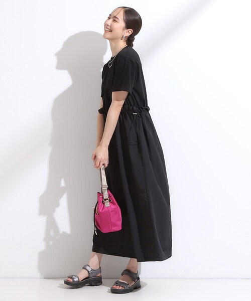 Cutie Blonde（キューティーブロンド）の「【S-LL】シルエットが変えられる ドッキングワンピース（ワンピース・レディース・ブラック/カーキ系3・04/03/02/01）」の4枚目の写真