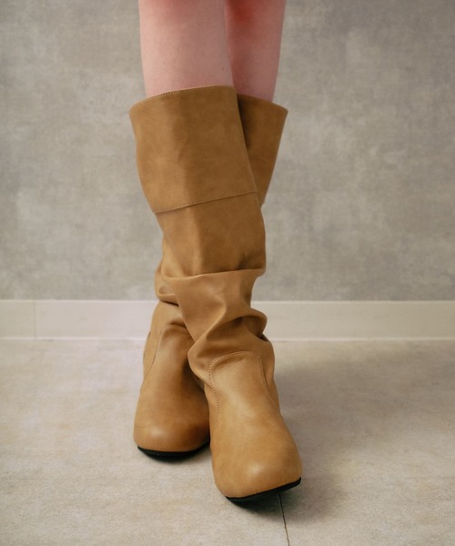 3.3 Field Trip （3.3フィールドトリップ）の「3.3 Field Trip／レザースラウチブーツ（ブーツ・レディース・ブラック/ベージュ・LARGE/MEDIUM）」の3枚目の写真