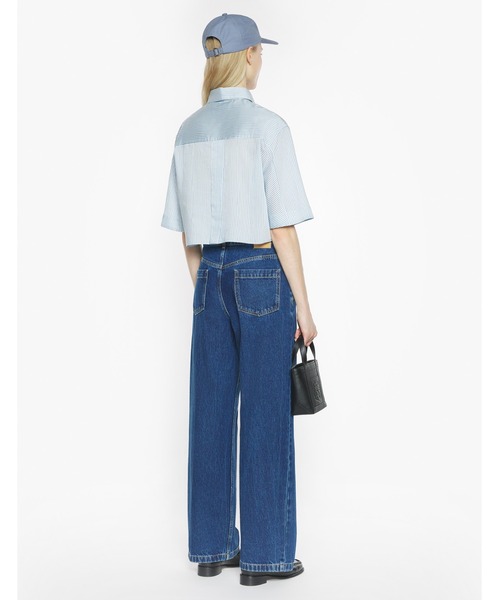 Maison Kitsune（メゾンキツネ）の「BOXY CROPPED SHIRT（シャツ/ブラウス・レディース・ライトブルー・34/36/38）」の4枚目の写真