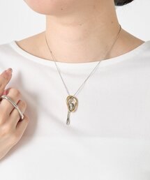 マルチチャームネックレス