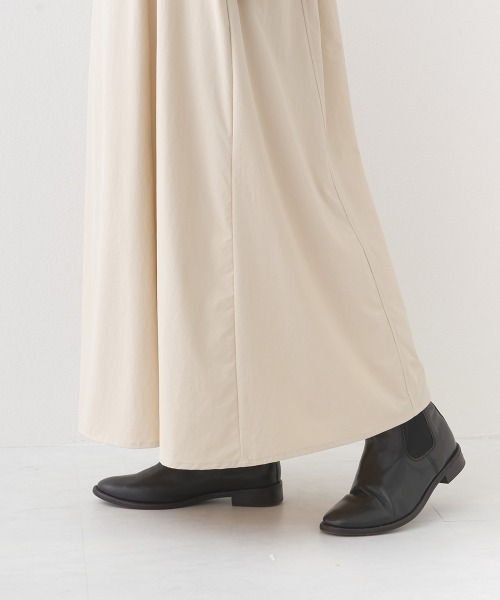 OMNES（オムネス）の「ナイロン リップストップワンピースジャンパースカート（ジャンパースカート・レディース・ホワイト/ベージュ/ブラック/カーキ・FREE）」の8枚目の写真