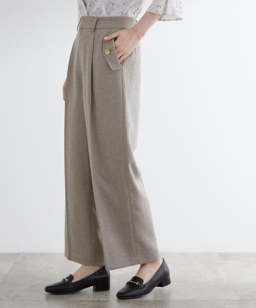 grove(グローブ)の「【洗える】着回し優秀!フラップポケットワイドパンツ(その他パンツ・レディース・ブラウン系/ブラック/チャコールグレー/グレー・03/02/01/05/04)」の1枚目の写真