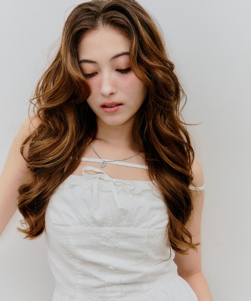 BLONDEY（ブロンディ）の「コットンレースリボンミニワンピース（ワンピース・レディース・ホワイト/ブラック・FREE）」の5枚目の写真