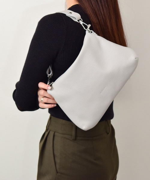 RIPANI(リパーニ)の「【RIPANI】シュリンクレザーハンドバッグ(Q56374)(ハンドバッグ・レディース・ライトグレー/ブラック・ALL)」の10枚目の写真