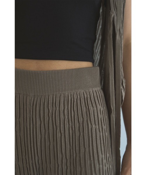marjour（マージュール）の「TEXTURED KNIT PANTS（その他パンツ・レディース・オフホワイト/モカ・M）」の12枚目の写真