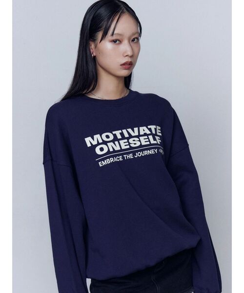 EMODA(エモダ)の「【WEB限定】スパイラルロゴスウェット(スウェット・レディース・ネイビー/グレー/ブラック・FREE)」の1枚目の写真