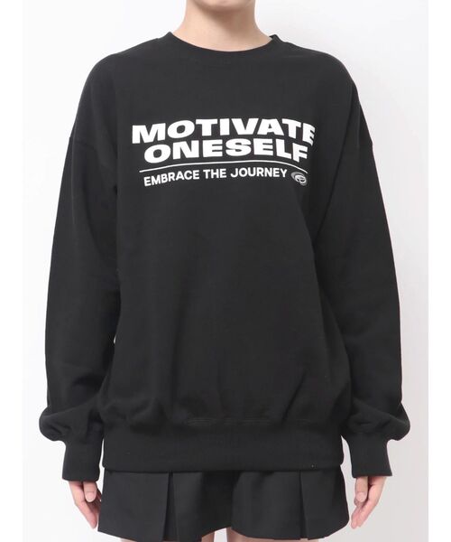 EMODA(エモダ)の「【WEB限定】スパイラルロゴスウェット(スウェット・レディース・ネイビー/グレー/ブラック・FREE)」の17枚目の写真