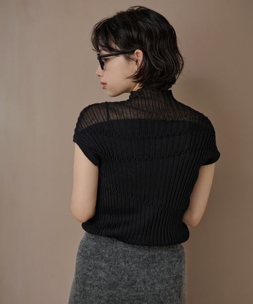 LAULEN(ローレン)の「linen blend high neck lib knit /リネンブレンドハイネックリブニットトップス(ニット/セーター・レディース・ブラック/ベージュ/ブラウン・FREE)」の1枚目の写真