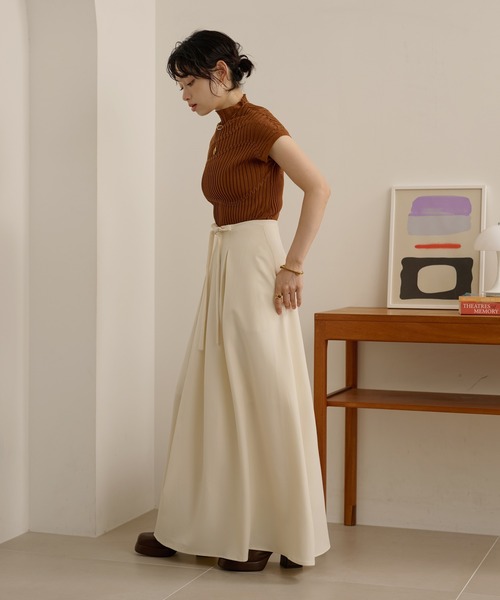 LAULEN(ローレン)の「linen blend high neck lib knit /リネンブレンドハイネックリブニットトップス(ニット/セーター・レディース・ブラック/ベージュ/ブラウン・FREE)」の10枚目の写真