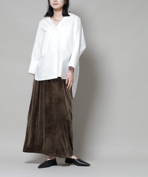 NANO universe（ナノユニバース）の「ベロアカットナロースカート(セットアップ可)（スカート・レディース・グリーン系その他4/レッド系その他/ブラック・FREE）」の3枚目の写真