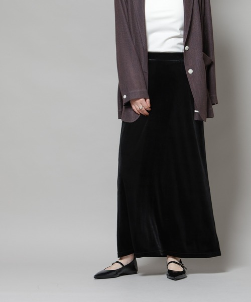 NANO universe（ナノユニバース）の「ベロアカットナロースカート(セットアップ可)（スカート・レディース・グリーン系その他4/レッド系その他/ブラック・FREE）」の5枚目の写真