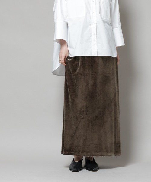 NANO universe（ナノユニバース）の「ベロアカットナロースカート(セットアップ可)（スカート・レディース・グリーン系その他4/レッド系その他/ブラック・FREE）」の11枚目の写真