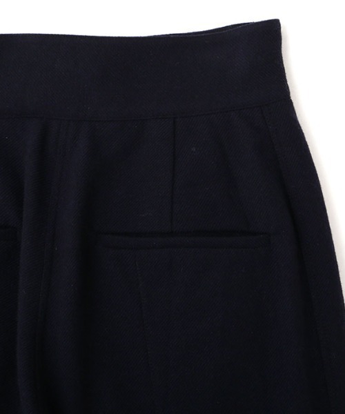 ETRE TOKYO(エトレトウキョウ)の「ウールカルゼタックショートパンツ(その他パンツ・レディース・ネイビー/ブラウン・S/M)」の21枚目の写真