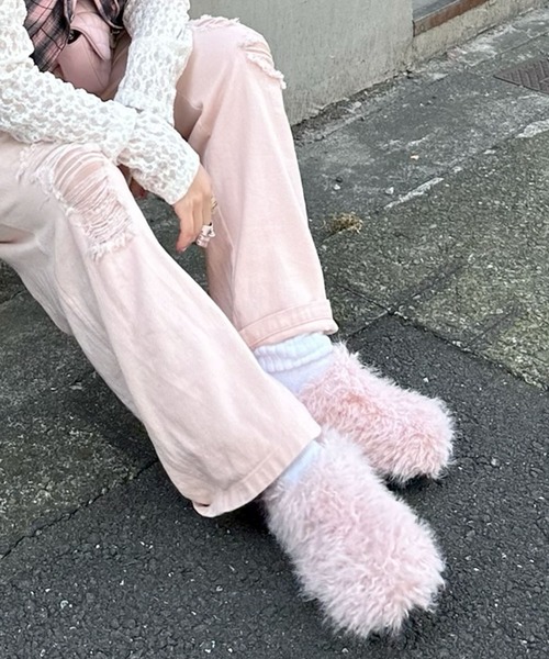 Alley Tokyo(アリートーキョー)の「ファーのもこもこスリッパ(パンプス・レディース・ブラウン/ピンク・MEDIUM/LARGE)」の2枚目の写真