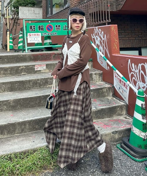 Alley Tokyo(アリートーキョー)の「ファーのもこもこスリッパ(パンプス・レディース・ブラウン/ピンク・MEDIUM/LARGE)」の18枚目の写真
