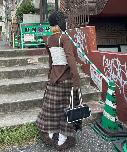 Alley Tokyo(アリートーキョー)の「ファーのもこもこスリッパ(パンプス・レディース・ブラウン/ピンク・MEDIUM/LARGE)」の11枚目の写真