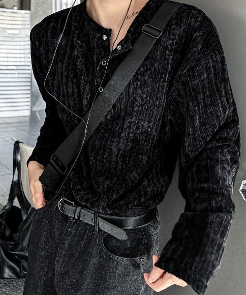 COSYHARU（コシハル）の「ベロアリブヘンリーネックニットTシャツ（Tシャツ/カットソー・メンズ・ブラック/グレー/アイボリー・FREE）」の8枚目の写真