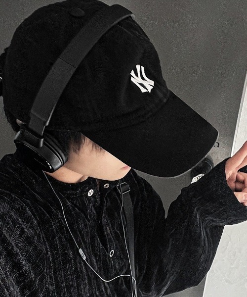 COSYHARU（コシハル）の「ベロアリブヘンリーネックニットTシャツ（Tシャツ/カットソー・メンズ・ブラック/グレー/アイボリー・FREE）」の9枚目の写真