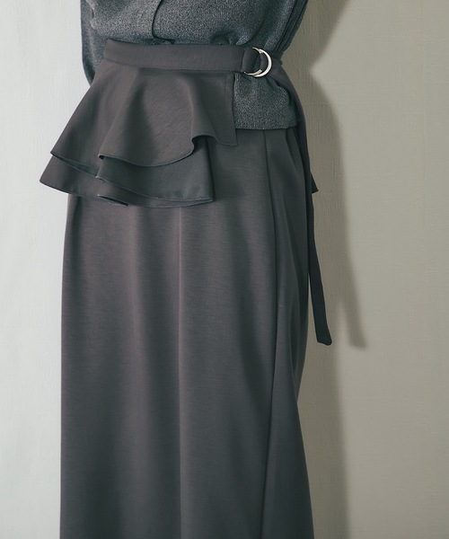 ANOTHER S（アナザーエス）の「ラップフリル付きポンチ素材スカート（スカート・レディース・チャコールグレー/ブラック/ブラウン/アイボリー・M）」の6枚目の写真