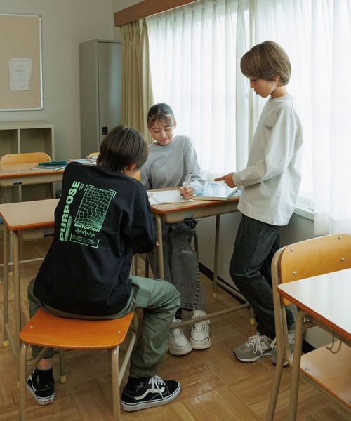 GLOBAL WORK（グローバルワーク）の「ヘビロッTEEプリント長袖T/579698（Tシャツ/カットソー・キッズ・ホワイト/ライトグレー/ブラック/サックスブルー/ブルー系その他・130cm/140cm/150cm/160cm）」の19枚目の写真