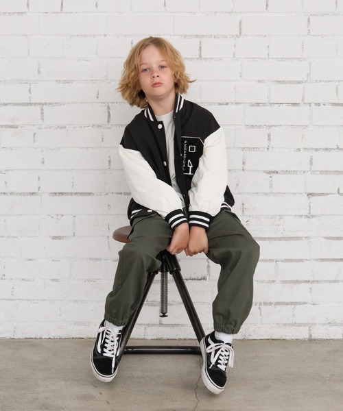 GLOBAL WORK（グローバルワーク）の「ヘビロッTEEプリント長袖T/579698（Tシャツ/カットソー・キッズ・ホワイト/ライトグレー/ブラック/サックスブルー/ブルー系その他・130cm/140cm/150cm/160cm）」の6枚目の写真