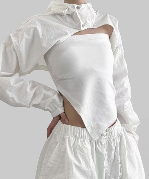 Vipoa(ヴィポア)の「NYLON LOOSE CROP JACKET(ブルゾン・レディース・ブラック/ホワイト/グリーン系その他・FREE)」の9枚目の写真