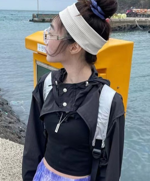 Vipoa(ヴィポア)の「NYLON LOOSE CROP JACKET(ブルゾン・レディース・ブラック/ホワイト/グリーン系その他・FREE)」の16枚目の写真