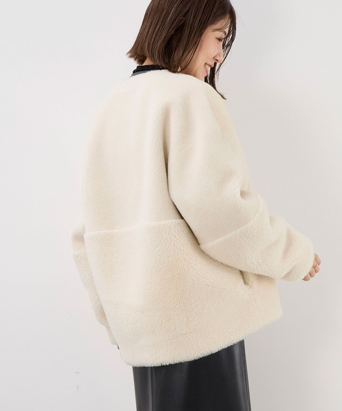 MICA&DEAL（マイカ＆ディール）の「リバーシブルVネックボアコート