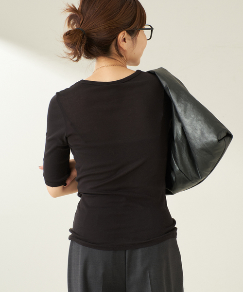 plage（プラージュ）の「FLORE FLORE / フローレフローレ ANNA Tシャツ（Tシャツ/カットソー・レディース・ブラック/アイボリー・FREE）」の11枚目の写真