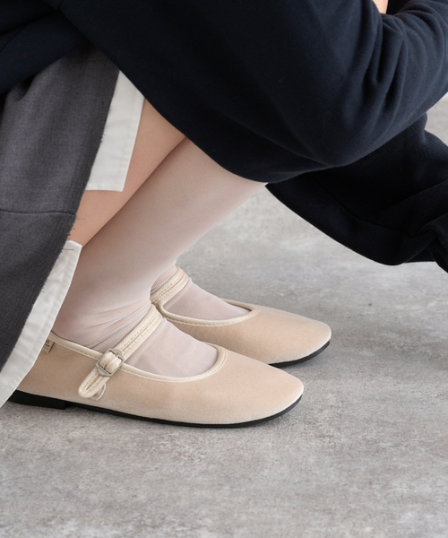 U by SPICK&SPAN(ユーバイスピックアンドスパン)の「Rockfish Weatherwear/ロックフィッシュウェザーウェア BELLA QLTD M.JANE(バレエシューズ・レディース・ベージュ/ブラック・24.5cm/24cm/23.5cm)」の10枚目の写真