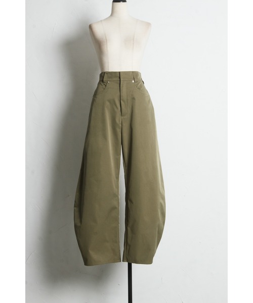 ARVELLIA(アルベリア)の「COCOON SILHOUETTE PANTS(その他パンツ・レディース・チャコールグレー/ブラウン/ベージュ/カーキ/ブラック・M/L/XL)」の7枚目の写真