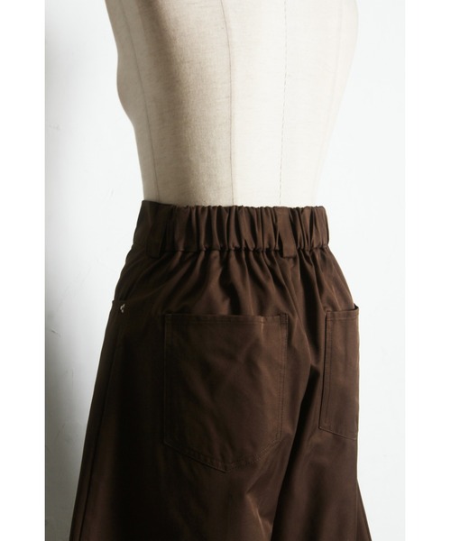 ARVELLIA(アルベリア)の「COCOON SILHOUETTE PANTS(その他パンツ・レディース・チャコールグレー/ブラウン/ベージュ/カーキ/ブラック・M/L/XL)」の11枚目の写真