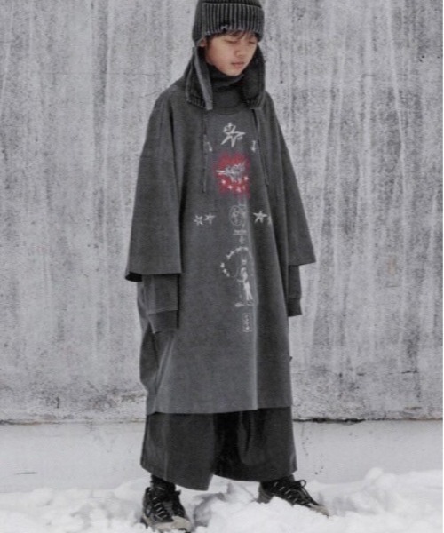 AJOBYAJO（アジョバイアジョ）の「AJOBYAJO/アジョバイアジョ/Blessing Doodle T-Shirt（Tシャツ/カットソー・レディース・チャコールグレー・L/XL）」の10枚目の写真