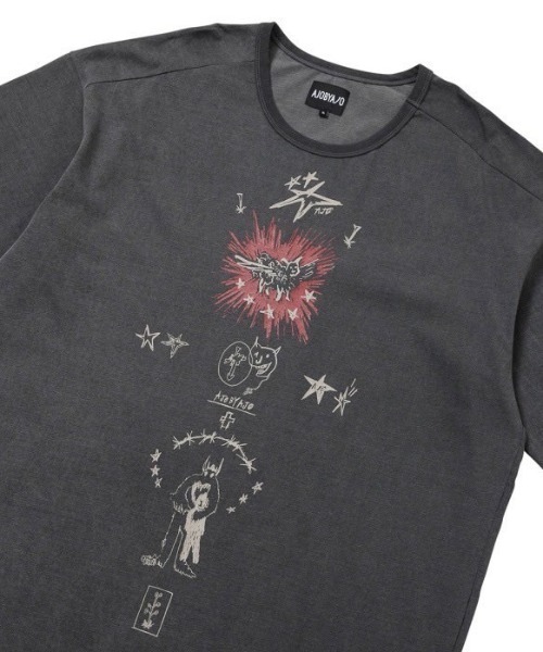 AJOBYAJO（アジョバイアジョ）の「AJOBYAJO/アジョバイアジョ/Blessing Doodle T-Shirt（Tシャツ/カットソー・レディース・チャコールグレー・L/XL）」の8枚目の写真