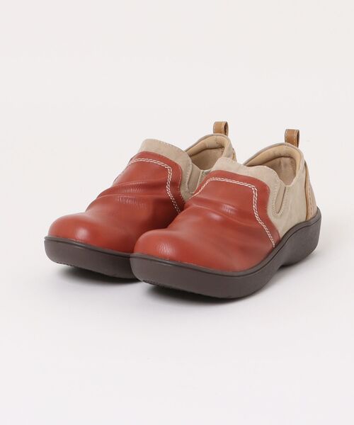 moz(モズ)の「【MOZ】モズ モックカジュアルシューズ 402505(スリッポン・レディース・ブラック/ブラウン系その他/キャメル・22.5cm/23.0cm/23.5cm/24.0cm/24.5cm)」の2枚目の写真