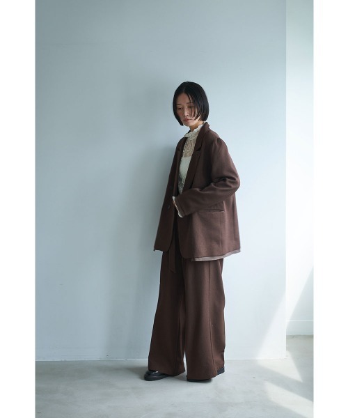 marjour(マージュール)の「OVER BROWN DOUBLE JACKET(テーラードジャケット・レディース・ブラウン・M)」の18枚目の写真