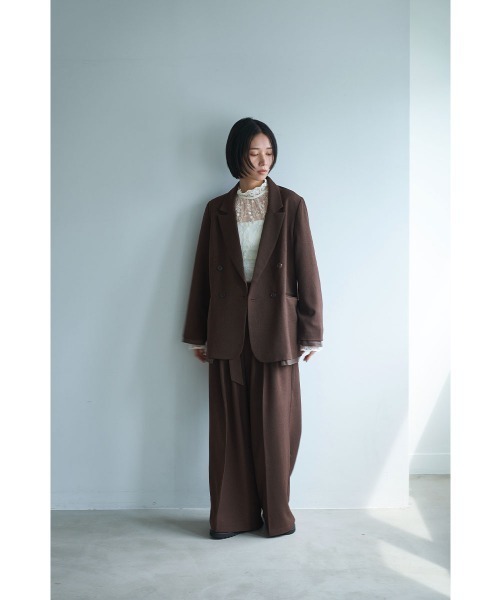 marjour(マージュール)の「OVER BROWN DOUBLE JACKET(テーラードジャケット・レディース・ブラウン・M)」の17枚目の写真