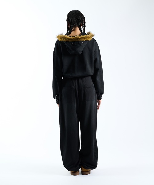 FTW(エフティダブリュー)の「FRONT LOGO ZIP UP FUR HOODIE(パーカー・レディース・グレー/ブラック/レッド・MEDIUM/LARGE/SMALL)」の12枚目の写真