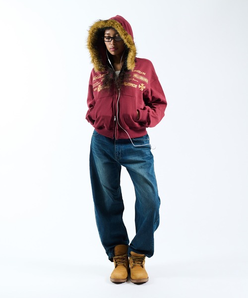 FTW(エフティダブリュー)の「FRONT LOGO ZIP UP FUR HOODIE(パーカー・レディース・グレー/ブラック/レッド・MEDIUM/LARGE/SMALL)」の19枚目の写真